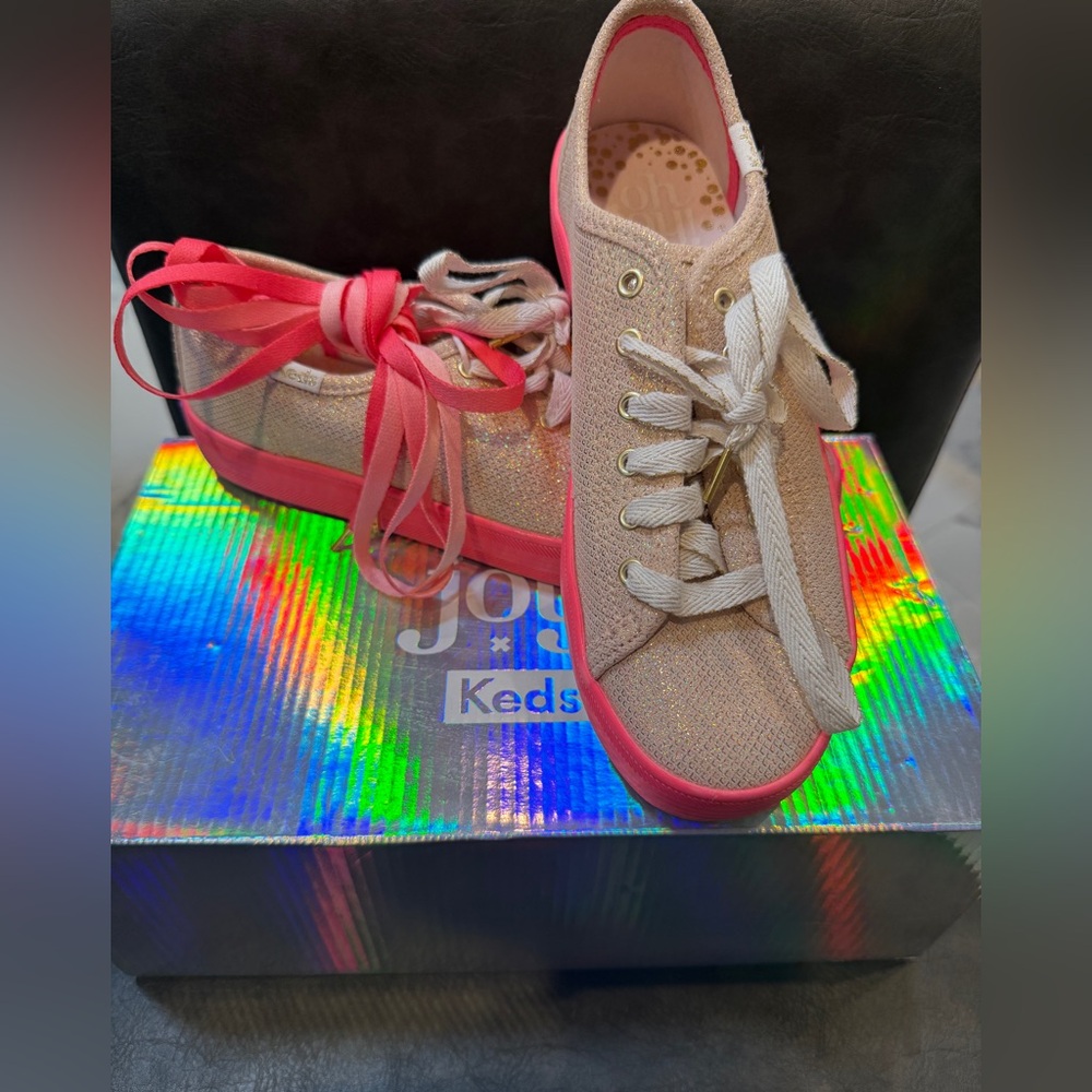 Keds Glitter Low-Top Sneakers in Beige and Hot Pink